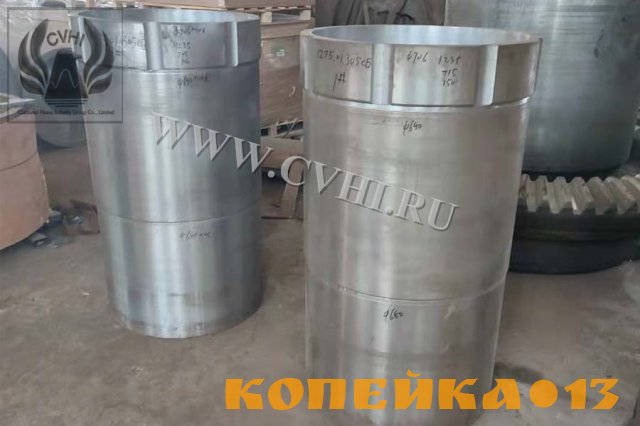 Втулка коническая и втулка цилиндрическая конусной дробилки