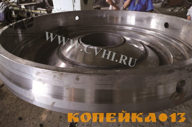 Корпус дробящего конуса конусной дробилки