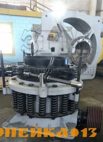 Завод Горных Машин г Орск производит Дробилка конусная  КСД 600